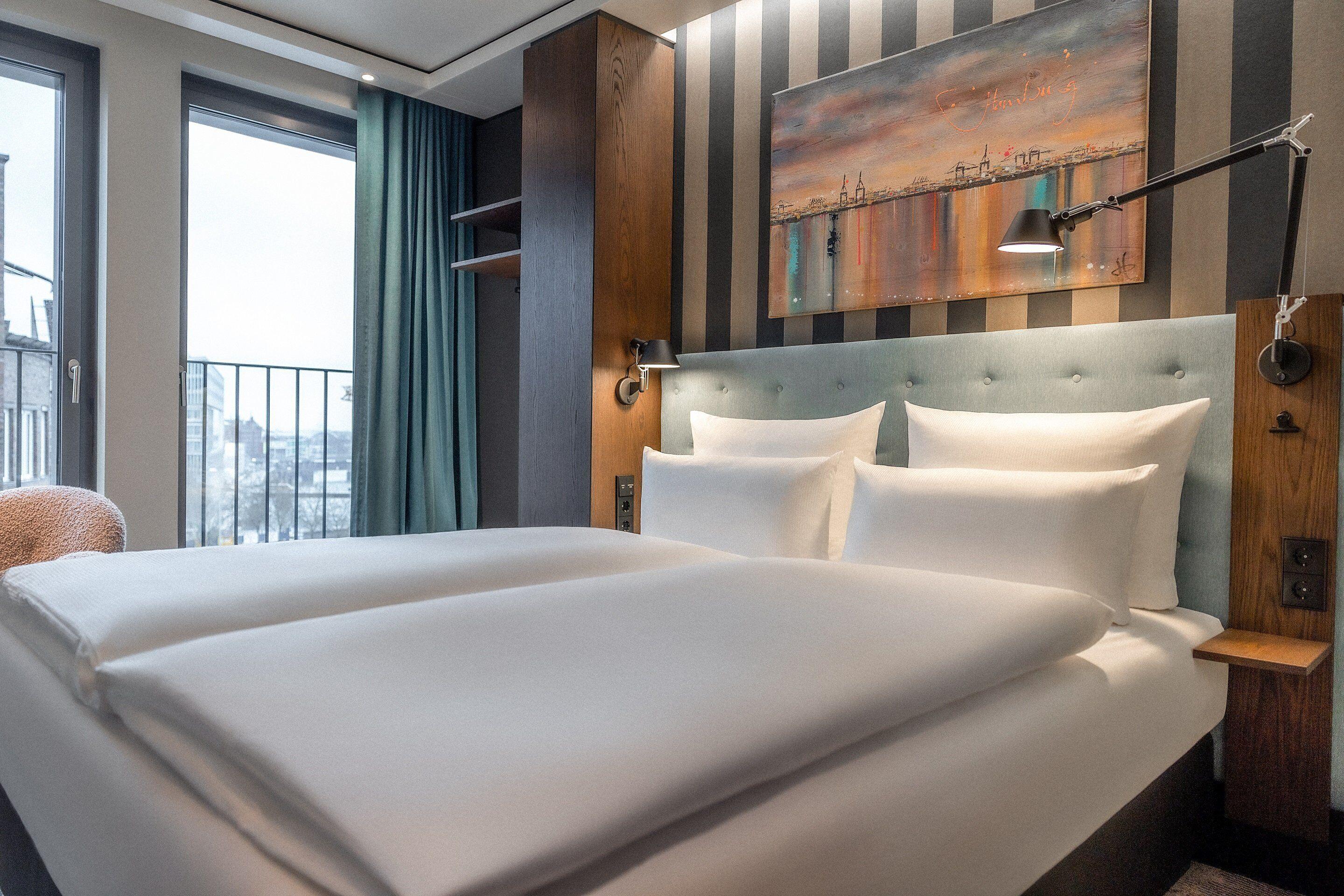 Standard King Room,1747416982:JPEG