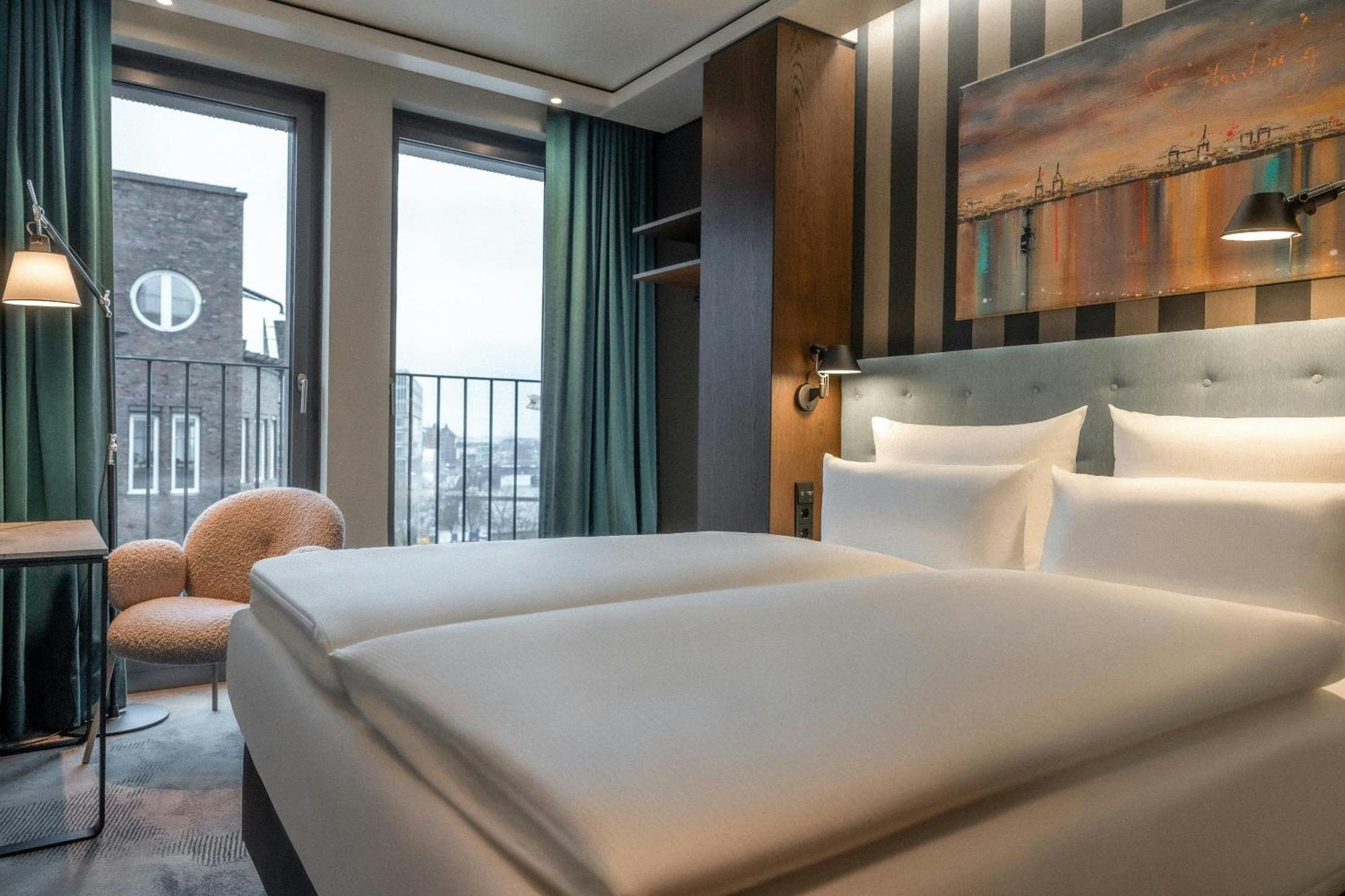 Standard Queen Room,1747417010:JPEG